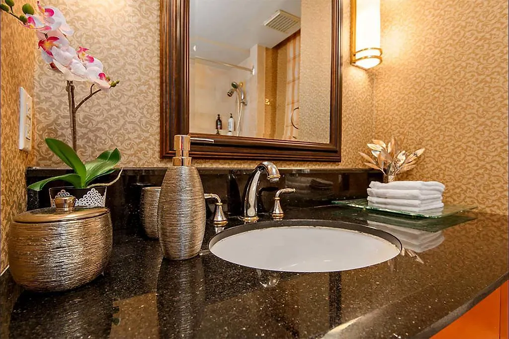 Boutique Suites - Vancouver